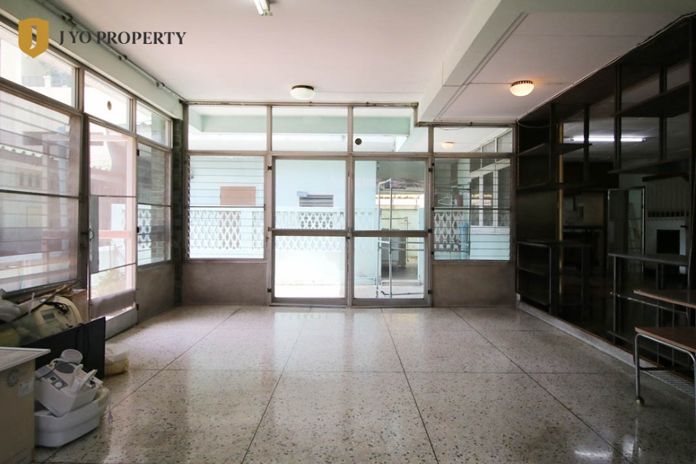 For RentHouseSukhumvit, Asoke, Thonglor : JY-HR299 - For Rent House 2 stories, Detached House, 500 sq.m, 10 Bed, 6 Bath