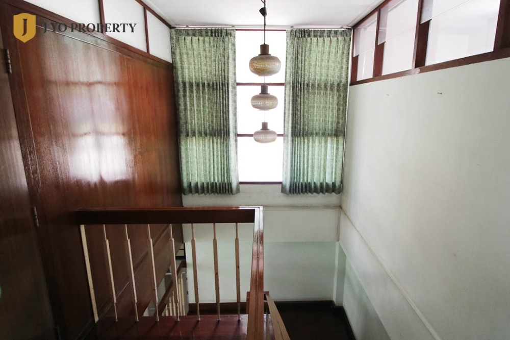 For RentHouseSukhumvit, Asoke, Thonglor : JY-HR299 - For Rent House 2 stories, Detached House, 500 sq.m, 10 Bed, 6 Bath