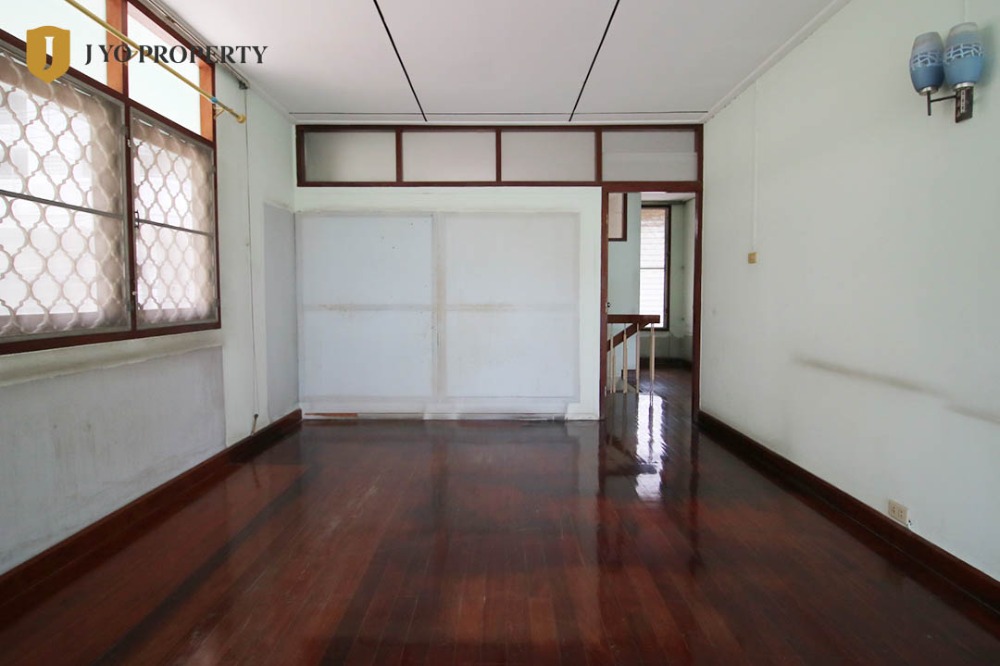 For RentHouseSukhumvit, Asoke, Thonglor : JY-HR299 - For Rent House 2 stories, Detached House, 500 sq.m, 10 Bed, 6 Bath