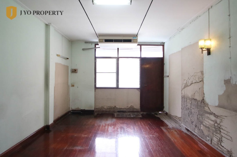 For RentHouseSukhumvit, Asoke, Thonglor : JY-HR299 - For Rent House 2 stories, Detached House, 500 sq.m, 10 Bed, 6 Bath