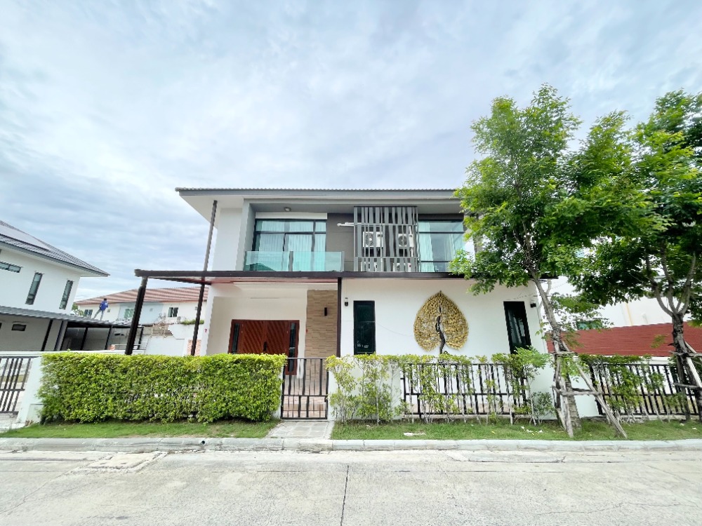 For RentHouseRama 2, Bang Khun Thian : Single house for rent, Be Motto, Kanchanaphisek, Rama 2, lots of space, house in good condition, ready to move in, near Central and Kanchanaphisek Ring Road Expressway