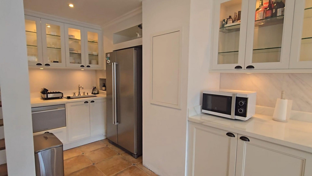 ให้เช่าโฮมออฟฟิศสุขุมวิท อโศก ทองหล่อ : ให้เช่า บ้าน-Home office สุขุมวิท 49 เพียง 1 นาที ถึง Fuji Supermarket