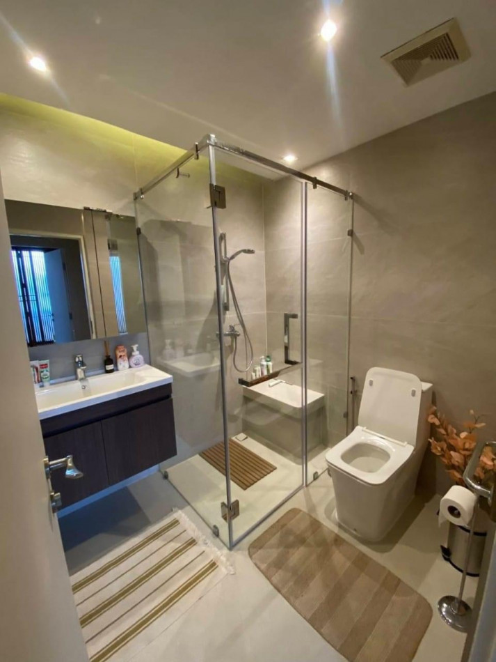 ให้เช่าโฮมออฟฟิศสุขุมวิท อโศก ทองหล่อ : ให้เช่า บ้าน-Home office สุขุมวิท 49 เพียง 1 นาที ถึง Fuji Supermarket