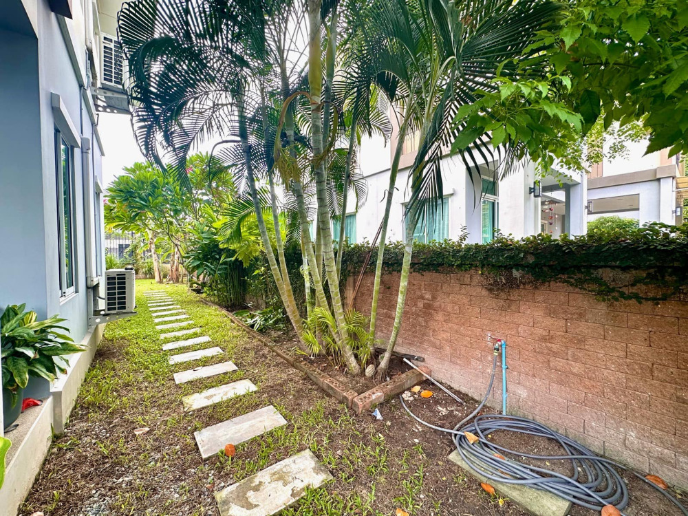 For SaleHousePattanakan, Srinakarin : The Plant Pattanakarn, for sale detached house, fully furnished, ready to move in.