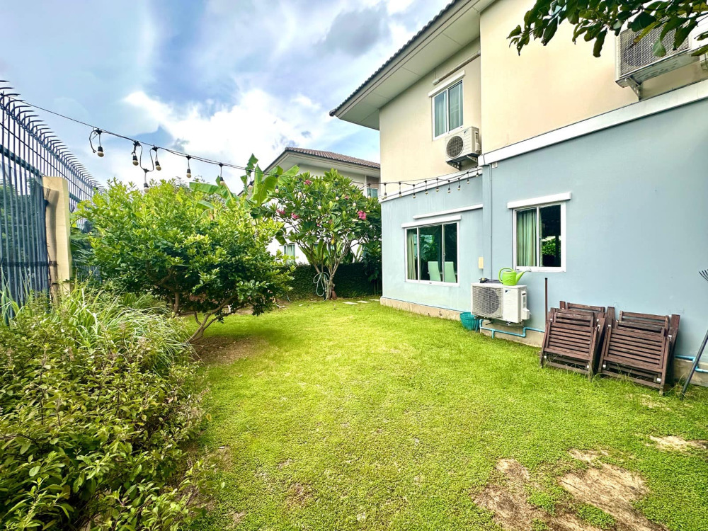 For SaleHousePattanakan, Srinakarin : The Plant Pattanakarn, for sale detached house, fully furnished, ready to move in.