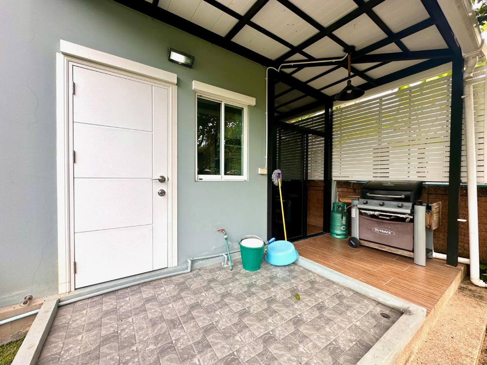 For SaleHousePattanakan, Srinakarin : The Plant Pattanakarn, for sale detached house, fully furnished, ready to move in.