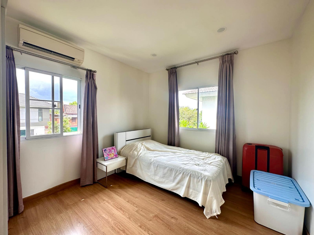 For SaleHousePattanakan, Srinakarin : The Plant Pattanakarn, for sale detached house, fully furnished, ready to move in.