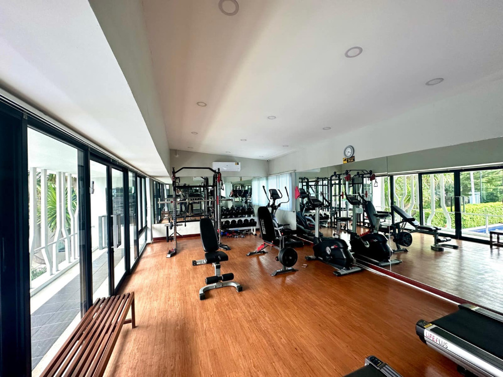 For SaleHousePattanakan, Srinakarin : The Plant Pattanakarn, for sale detached house, fully furnished, ready to move in.