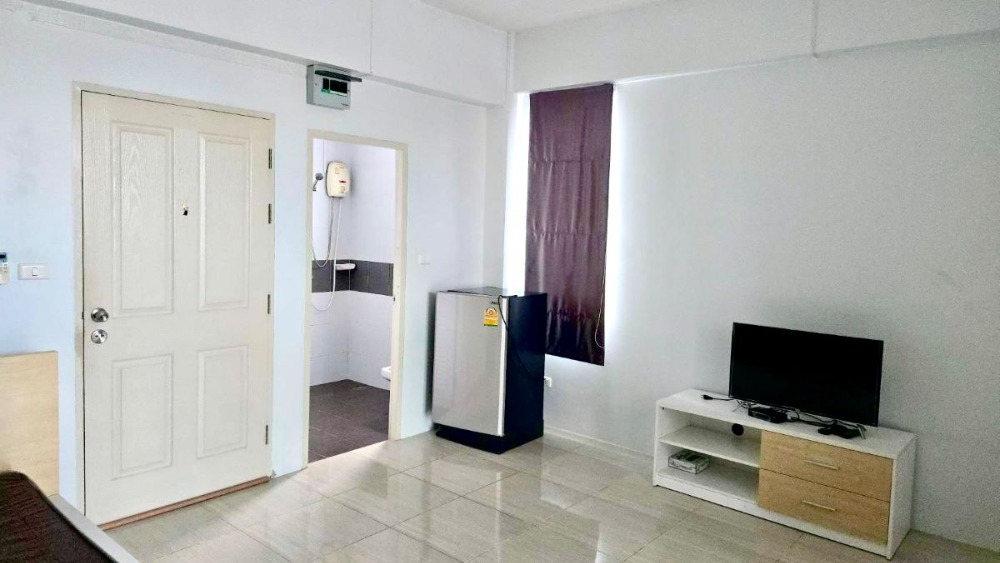 For SaleShop HouseSriracha Laem Chabang Ban Bueng : 🌈 Commercial building for sale in Sriracha with tenants, suitable for long-term investment 🌈