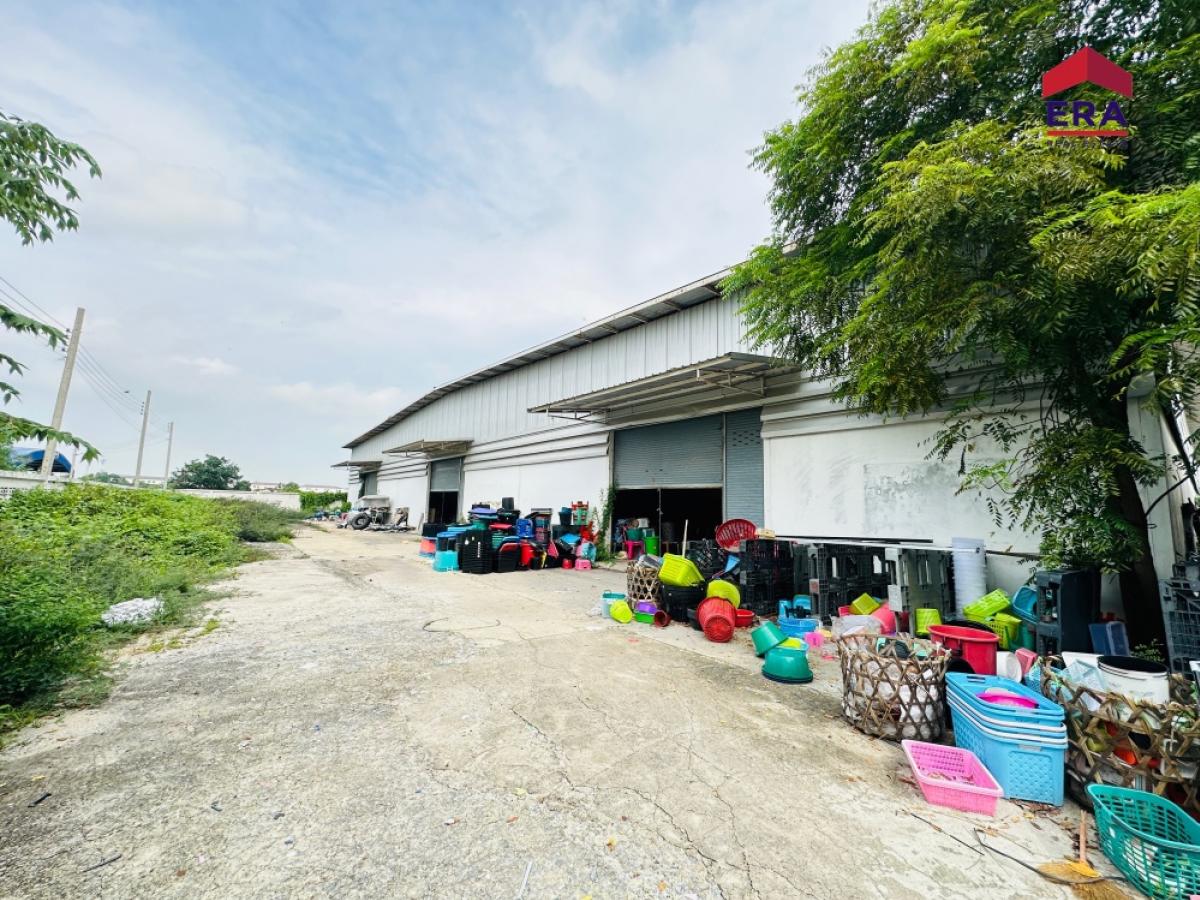 ขายโกดังนนทบุรี บางใหญ่ บางบัวทอง : ขายโกดังพร้อมสำนักงาน  เนื้อที่ 2-2-20.7 ไร่ ถนนเทิดพระเกียรติ 5 ธันวาคมมหาราช ตำบลเสาธงหิน อำเภอบางใหญ่ จังหวัดนนทบุรี