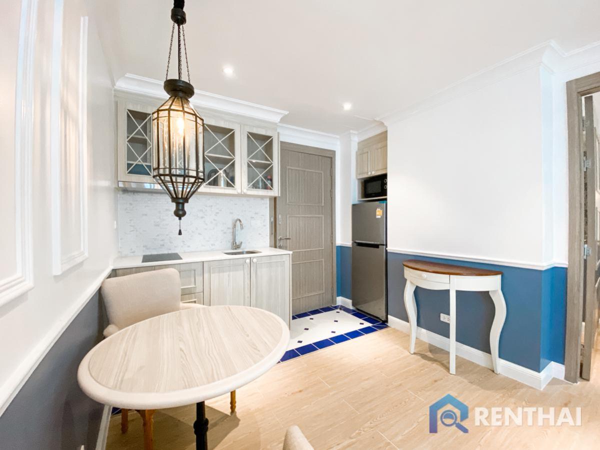 Fully Furnished 1bed Condo in Pattayas Seven Seas - Cote D Azur with Premium Facilities Loading...