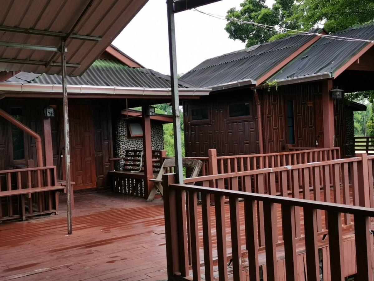 ขายที่ดินพัทยา บางแสน ชลบุรี สัตหีบ : ขายขาดทุน !! ที่ดินแถมบ้านเรือนไทย ไม้สัก สภาพดี เดิมเคยเปิดเป็นโฮมสเตย์และคาเฟ่   เนื้อที่ 7-3-70 ไร่ ต.หมอนนาง อ.พนัสนิคม จ.ชลบุรี