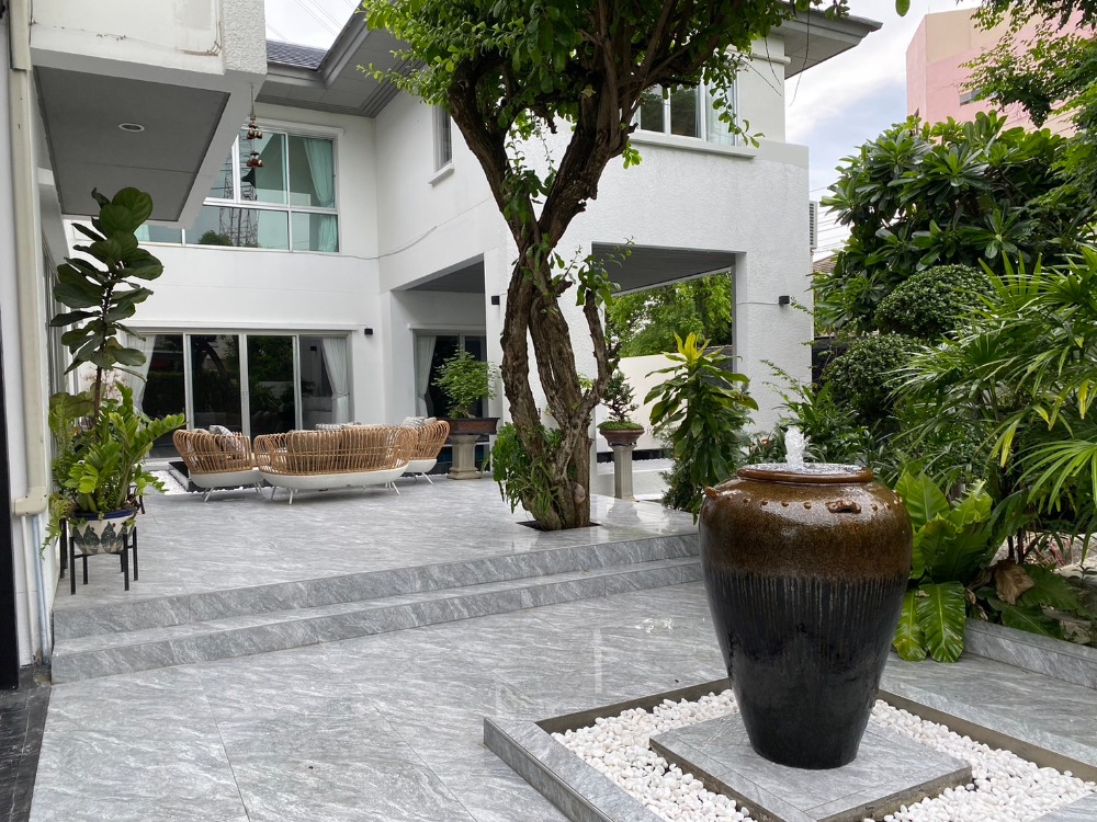 ขายบ้านพัฒนาการ ศรีนครินทร์ : โนเบิล ทารา พัฒนาการ / 5 ห้องนอน (ขาย), Noble Tara Pattanakarn / 5 Bedrooms (SALE) PALM795