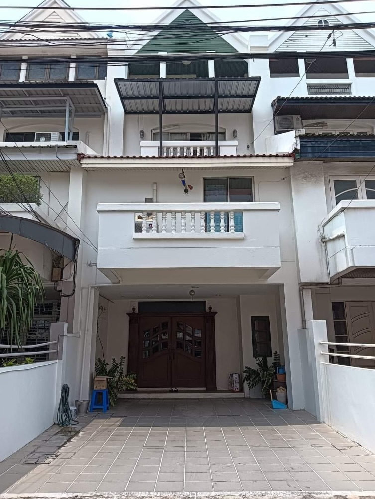 For SaleTownhomeSapankwai,Jatujak : Townhome Soi Wat Samian Nari Yak 4 / 6 Bedrooms (SALE) FAH093