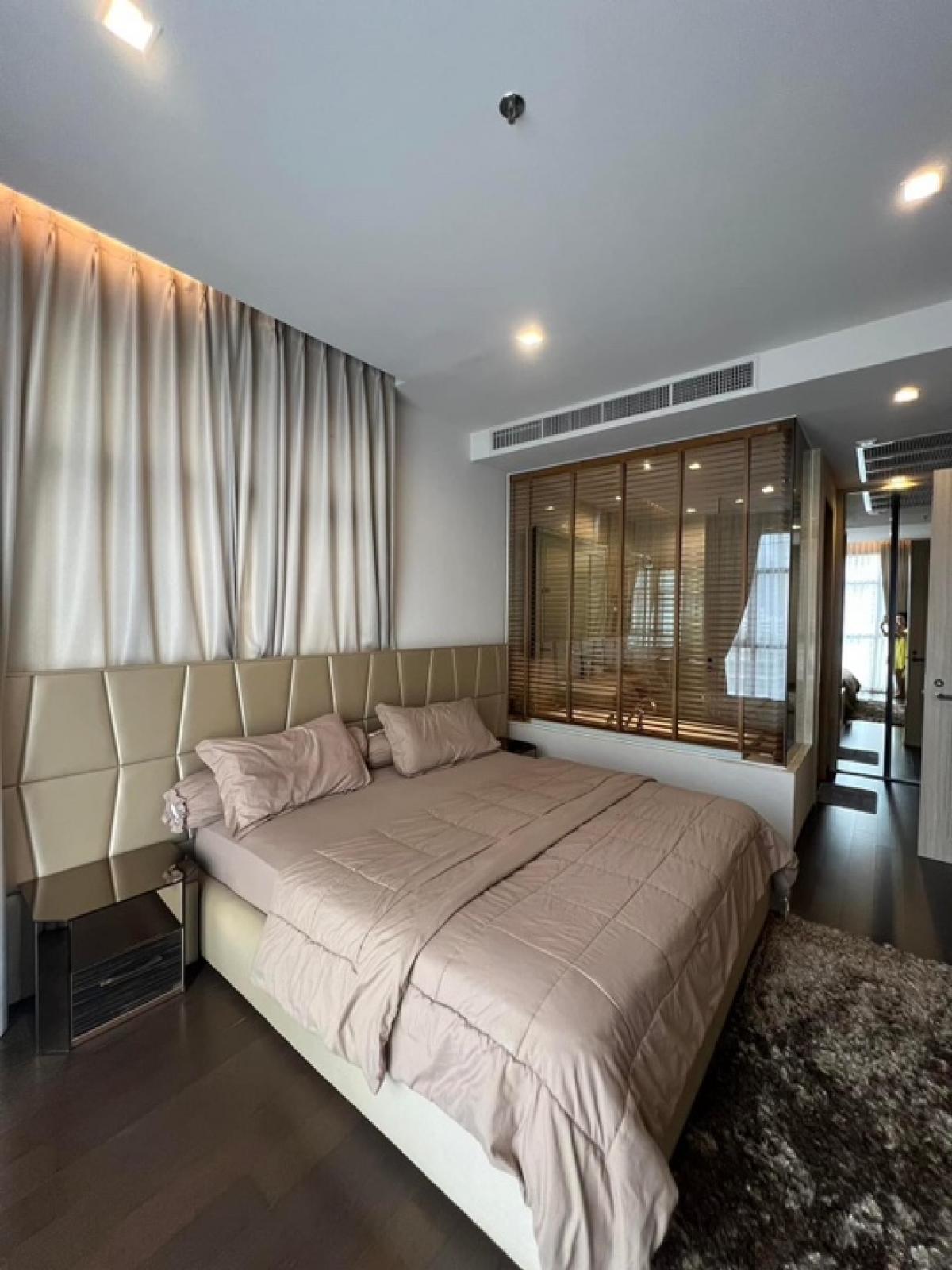 For SaleCondoSukhumvit, Asoke, Thonglor : 📢👇Sell corner unit with tenant til  8/9/2026 at XXXIX By Sansiri, one of the luxurious most wanted place to live or invest as it located in Em district and very close to BTS