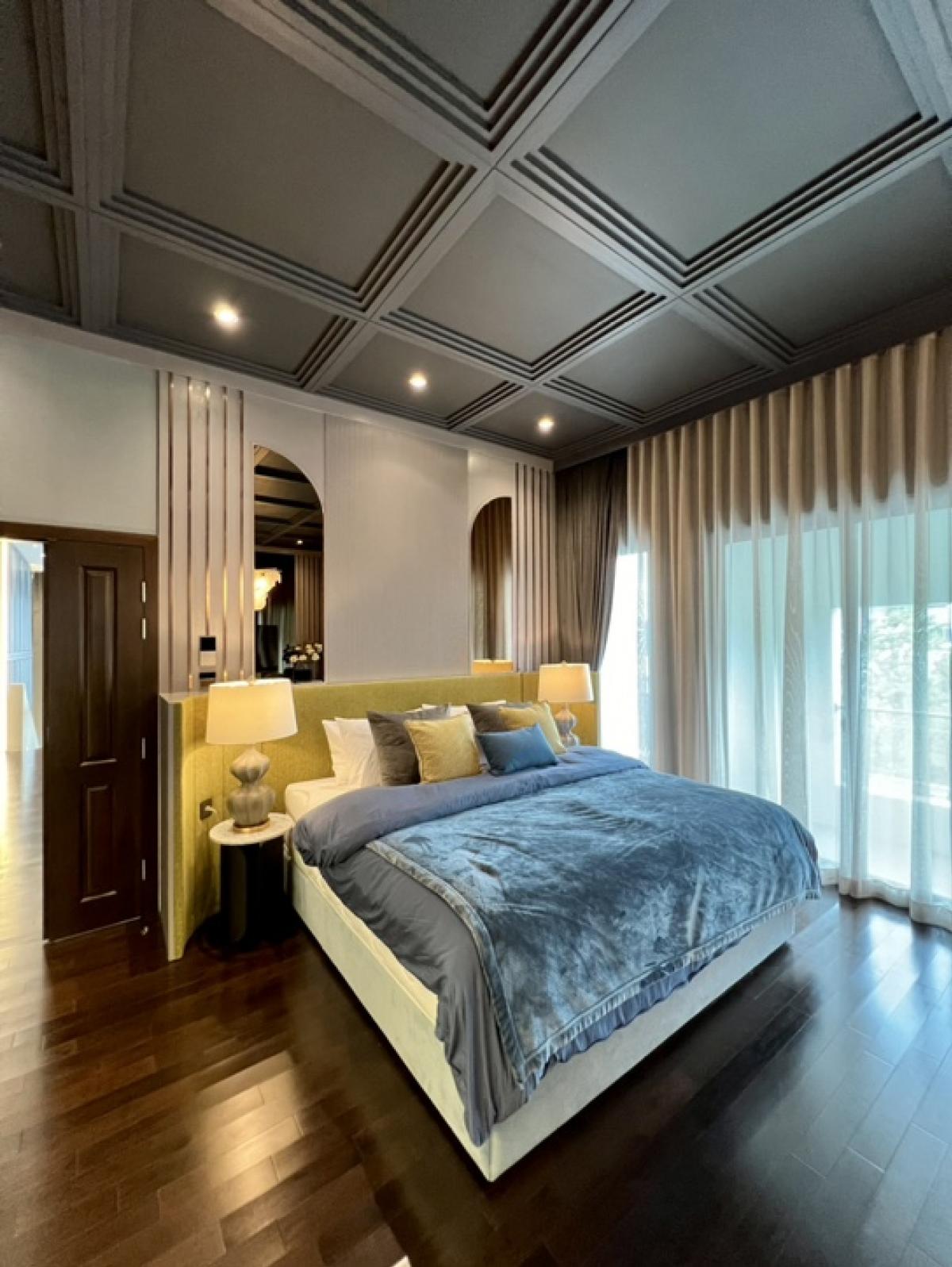 บ้านบางนา แบริ่ง ลาซาล : ให้เช่าบ้าน Grand Bangkok Boulevard Sukhumvit Srinakarin 400,000บาท 4ห้องนอน 5ห้องน้ำ พื้นที่ใช้สอย510ตรม สุขุมวิท107(ซอยแบริ่ง31/1) ใกล้ ไบเทค บางนา สุขุมวิท BTSแบริ่ง centralบางนา bangkokpatanaschool โรงเรียนนานาชาติ