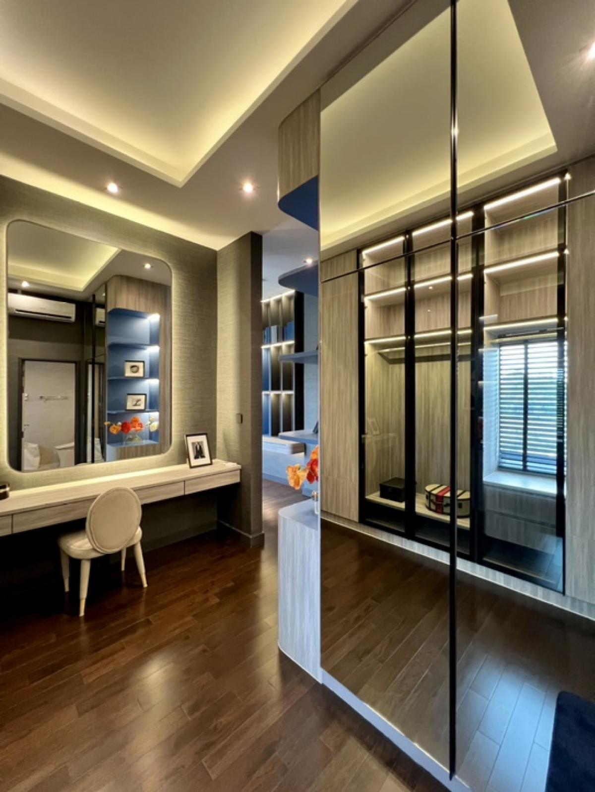 บ้านบางนา แบริ่ง ลาซาล : ให้เช่าบ้าน Grand Bangkok Boulevard Sukhumvit Srinakarin 400,000บาท 4ห้องนอน 5ห้องน้ำ พื้นที่ใช้สอย510ตรม สุขุมวิท107(ซอยแบริ่ง31/1) ใกล้ ไบเทค บางนา สุขุมวิท BTSแบริ่ง centralบางนา bangkokpatanaschool โรงเรียนนานาชาติ