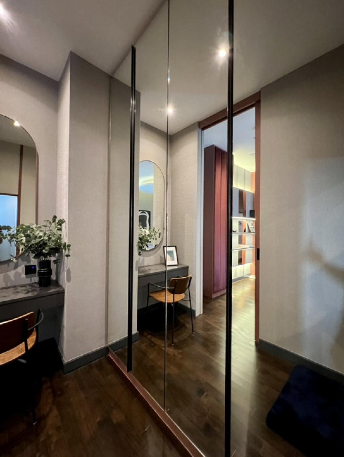 บ้านบางนา แบริ่ง ลาซาล : ให้เช่าบ้าน Grand Bangkok Boulevard Sukhumvit Srinakarin 400,000บาท 4ห้องนอน 5ห้องน้ำ พื้นที่ใช้สอย510ตรม สุขุมวิท107(ซอยแบริ่ง31/1) ใกล้ ไบเทค บางนา สุขุมวิท BTSแบริ่ง centralบางนา bangkokpatanaschool โรงเรียนนานาชาติ