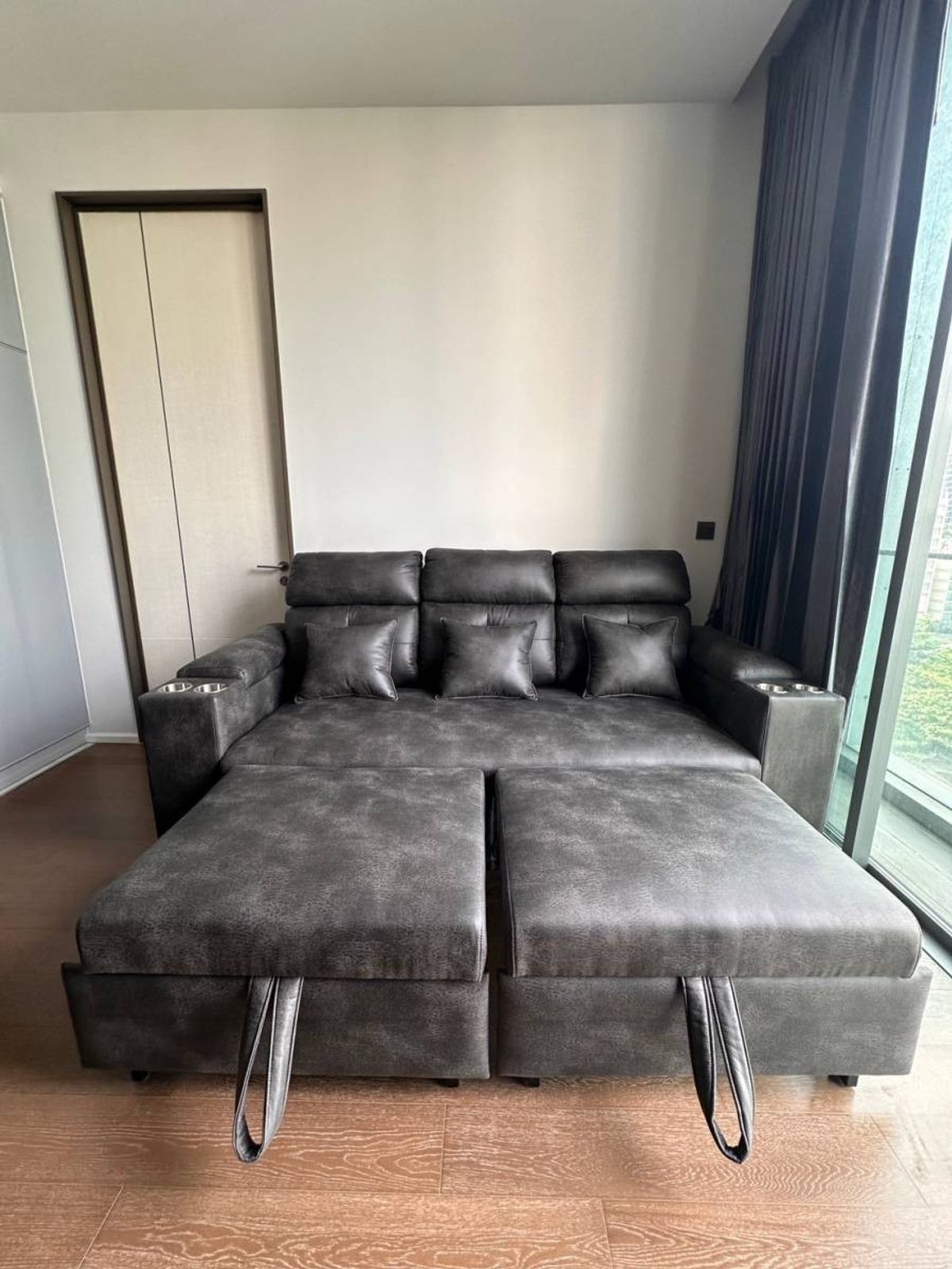 For RentCondoSukhumvit, Asoke, Thonglor : • 𝐑𝐄𝐍𝐓 • 𝐊𝐫𝐚𝐚𝐦 𝟐𝟔 • 𝟏  𝐁𝐞𝐝 • 𝟔𝟎 𝐒𝐪𝐦. • 𝟔𝟎𝟎𝟎𝟎 •  𝐅𝐮𝐥𝐥𝐲-𝐅𝐮𝐫𝐧𝐢𝐬𝐡𝐞𝐝 𝐋𝐢𝐧𝐞 𝐈𝐃 : 𝐕𝐚𝐬𝐬𝐢𝐥𝐲