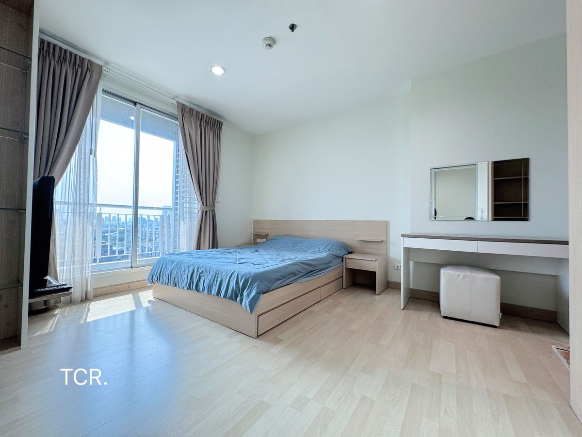 For RentCondoRatchadapisek, Huaikwang, Suttisan : 💥Urgent‼️‼️ Available for rent, very good price, Rhythm Ratchada, 1 bedroom, 1 bathroom, 46 sq m., MRT Ratchadaphisek, high floor