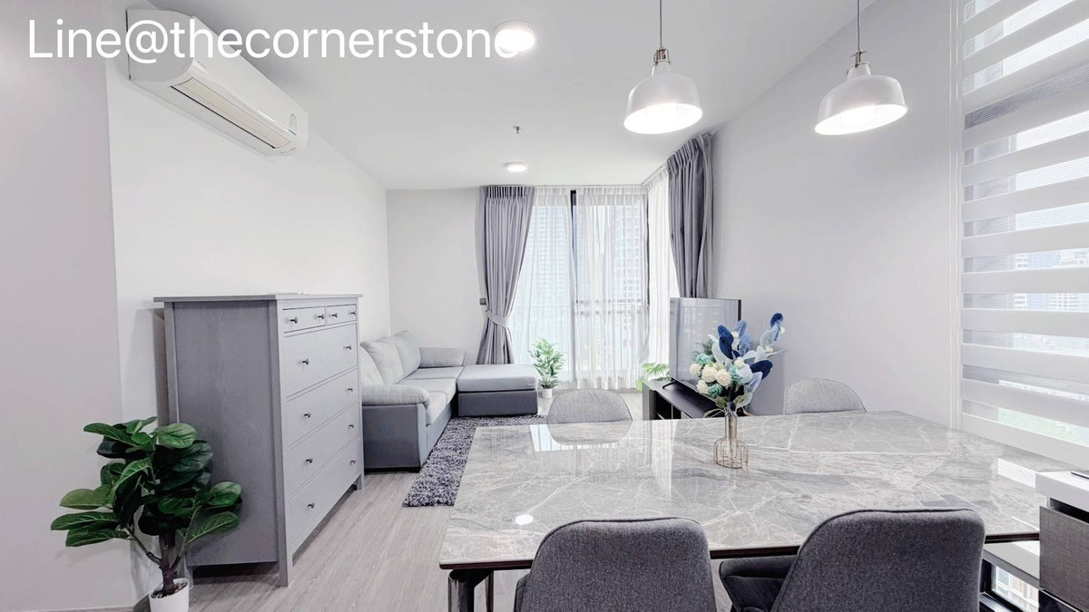 Special price ✨ 𝐑𝐡𝐲𝐭𝐡𝐦 𝐄𝐤𝐤𝐚𝐦𝐚𝐢 ✨ 🔹 Beautiful room, large room, complete furniture and electrical appliances, ready to move in 🔹 Near BTS Ekkamai Loading...