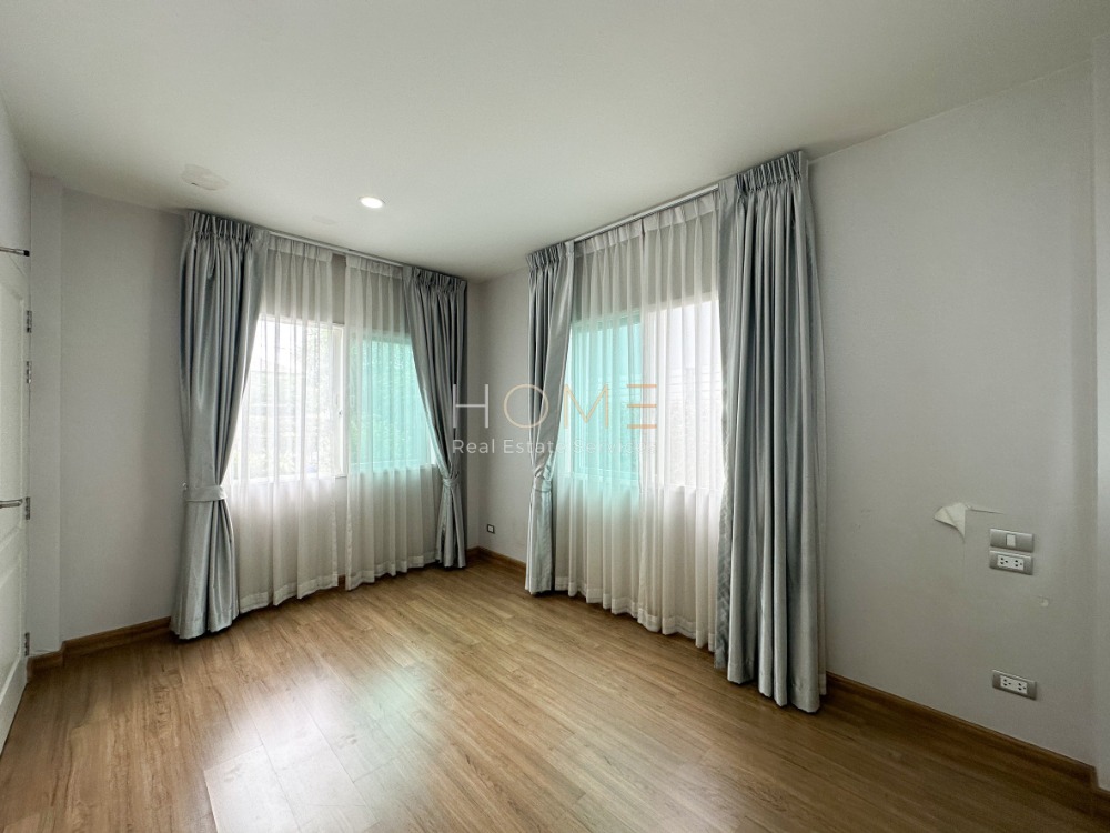 ขายบ้านนนทบุรี บางใหญ่ บางบัวทอง : แปลงหน้าสวน 4 ห้องนอน สภาพใหม่ ✨ เซนโทร ราชพฤกษ์ / 4 ห้องนอน (ขาย), Centro Ratchapruek / 4 Bedrooms (SALE) BALL118