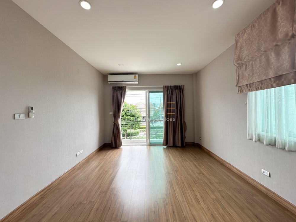 ขายบ้านนนทบุรี บางใหญ่ บางบัวทอง : แปลงหน้าสวน 4 ห้องนอน สภาพใหม่ ✨ เซนโทร ราชพฤกษ์ / 4 ห้องนอน (ขาย), Centro Ratchapruek / 4 Bedrooms (SALE) BALL118