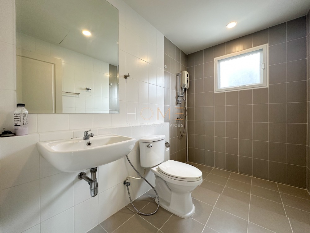 ขายบ้านนนทบุรี บางใหญ่ บางบัวทอง : แปลงหน้าสวน 4 ห้องนอน สภาพใหม่ ✨ เซนโทร ราชพฤกษ์ / 4 ห้องนอน (ขาย), Centro Ratchapruek / 4 Bedrooms (SALE) BALL118