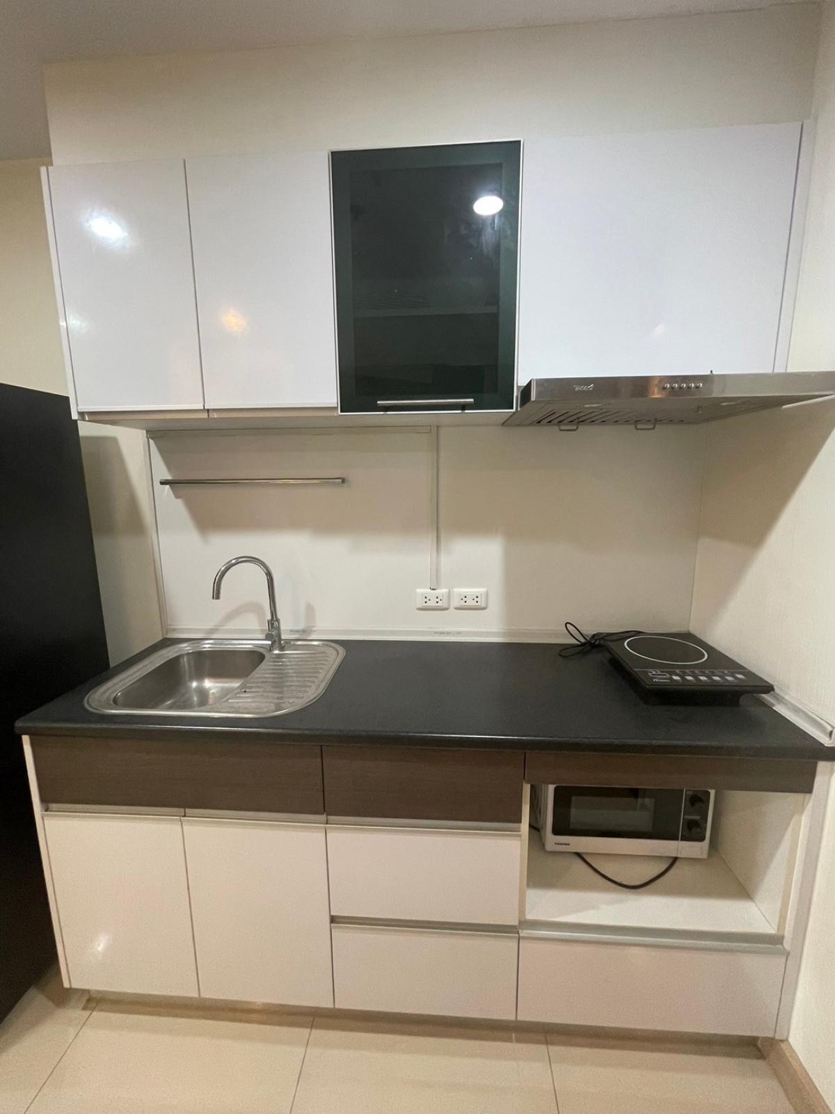 ให้เช่าคอนโดสาทร นราธิวาส : ให้เช่า ศุภาลัยไลท์ รัชดา นราธิวาส สาธรขนาด 35 ตรม. ใกล้สีลม สาธร