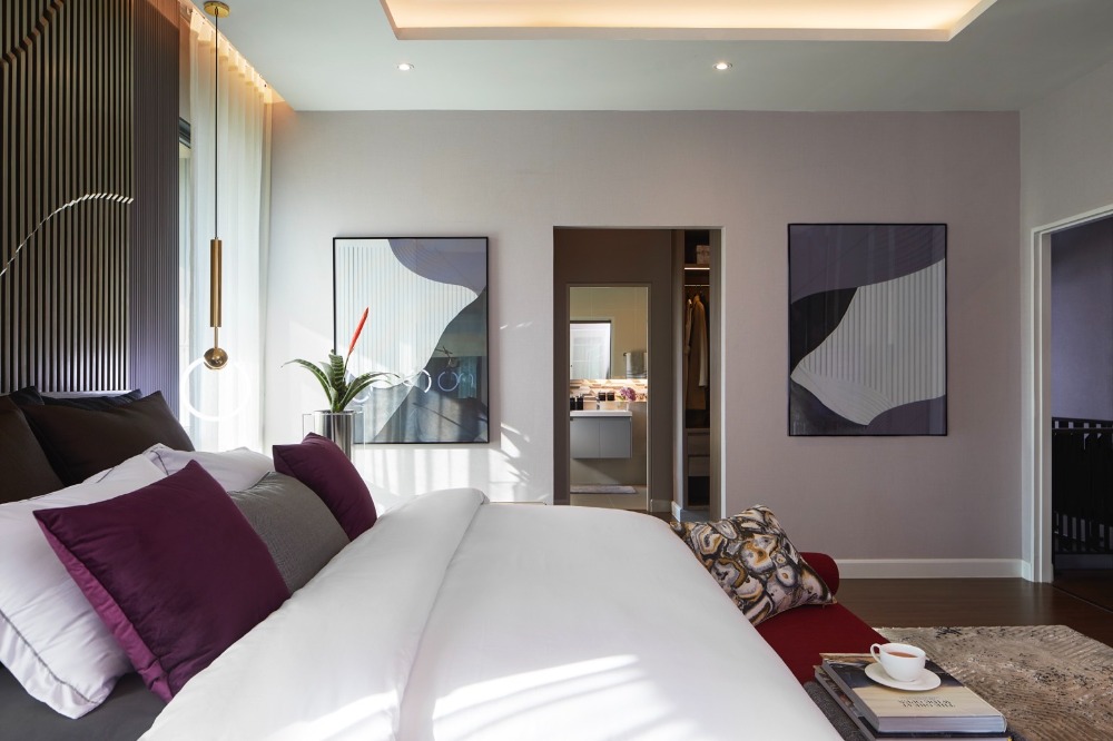 ขายบ้านลาดกระบัง สุวรรณภูมิ : 𝗦𝗔𝗥𝗔𝗡𝗦𝗜𝗥𝗜 𝗦𝗥𝗜𝗩𝗔𝗥𝗘𝗘 มาเเต่ตัว พร้อมอยู่ลดแบบจัดเต็ม❗️เริ่ม 𝟴.𝟭𝟵 ล้าน* แต่งครบยกหลัง 𝗙𝘂𝗹𝗹𝘆 𝗙𝘂𝗿𝗻𝗶𝘀𝗵𝗲𝗱 𝟯ห้องนอน𝟯ห้องน้ำ📱𝟬𝟴𝟭-𝟵𝟴𝟯-𝟲𝟲𝟮𝟱