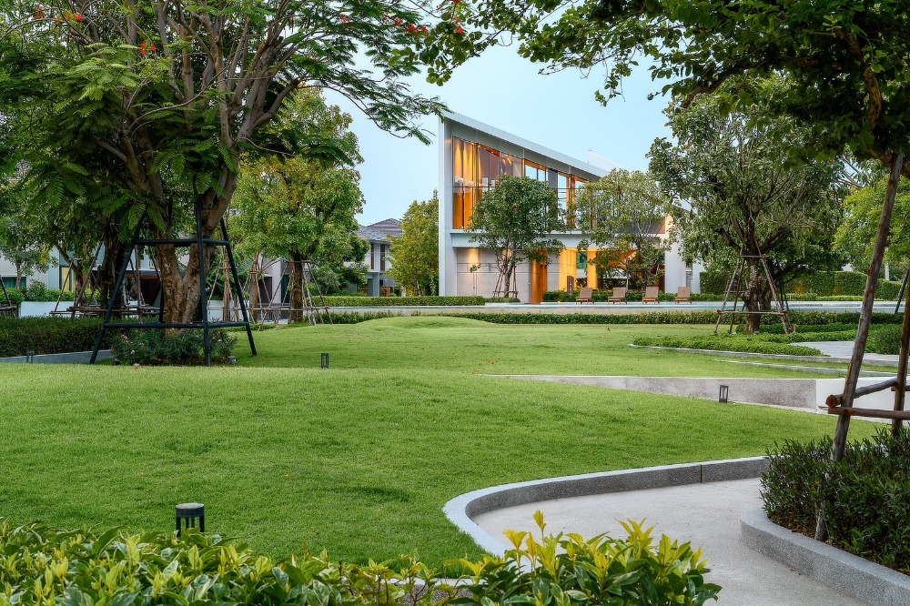 ขายบ้านลาดกระบัง สุวรรณภูมิ : 𝗦𝗔𝗥𝗔𝗡𝗦𝗜𝗥𝗜 𝗦𝗥𝗜𝗩𝗔𝗥𝗘𝗘 มาเเต่ตัว พร้อมอยู่ลดแบบจัดเต็ม❗️เริ่ม 𝟴.𝟭𝟵 ล้าน* แต่งครบยกหลัง 𝗙𝘂𝗹𝗹𝘆 𝗙𝘂𝗿𝗻𝗶𝘀𝗵𝗲𝗱 𝟯ห้องนอน𝟯ห้องน้ำ📱𝟬𝟴𝟭-𝟵𝟴𝟯-𝟲𝟲𝟮𝟱