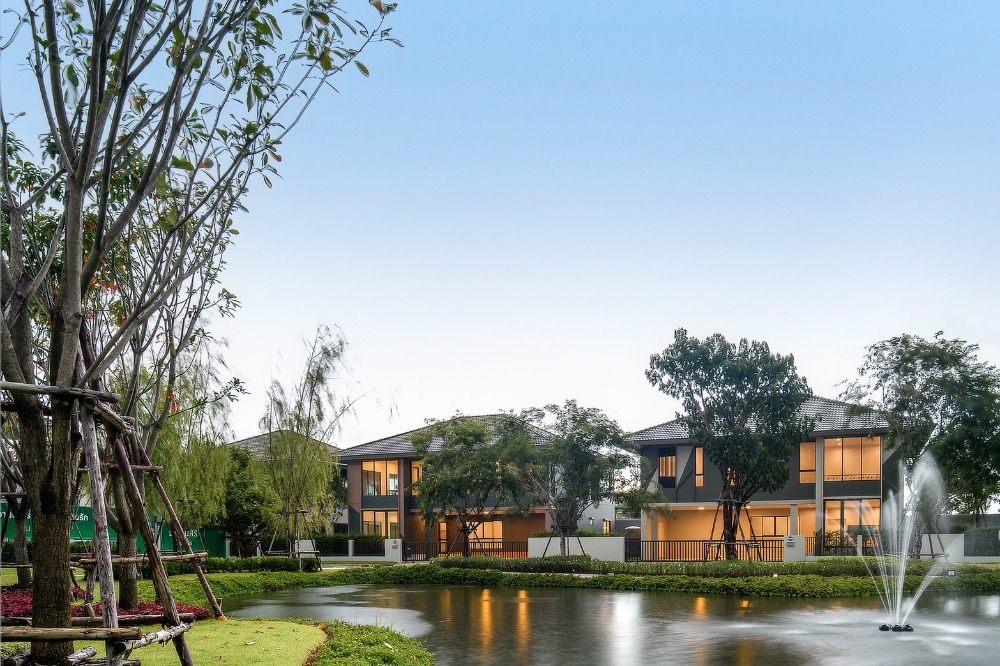 ขายบ้านลาดกระบัง สุวรรณภูมิ : 𝗦𝗔𝗥𝗔𝗡𝗦𝗜𝗥𝗜 𝗦𝗥𝗜𝗩𝗔𝗥𝗘𝗘 มาเเต่ตัว พร้อมอยู่ลดแบบจัดเต็ม❗️เริ่ม 𝟴.𝟭𝟵 ล้าน* แต่งครบยกหลัง 𝗙𝘂𝗹𝗹𝘆 𝗙𝘂𝗿𝗻𝗶𝘀𝗵𝗲𝗱 𝟯ห้องนอน𝟯ห้องน้ำ📱𝟬𝟴𝟭-𝟵𝟴𝟯-𝟲𝟲𝟮𝟱