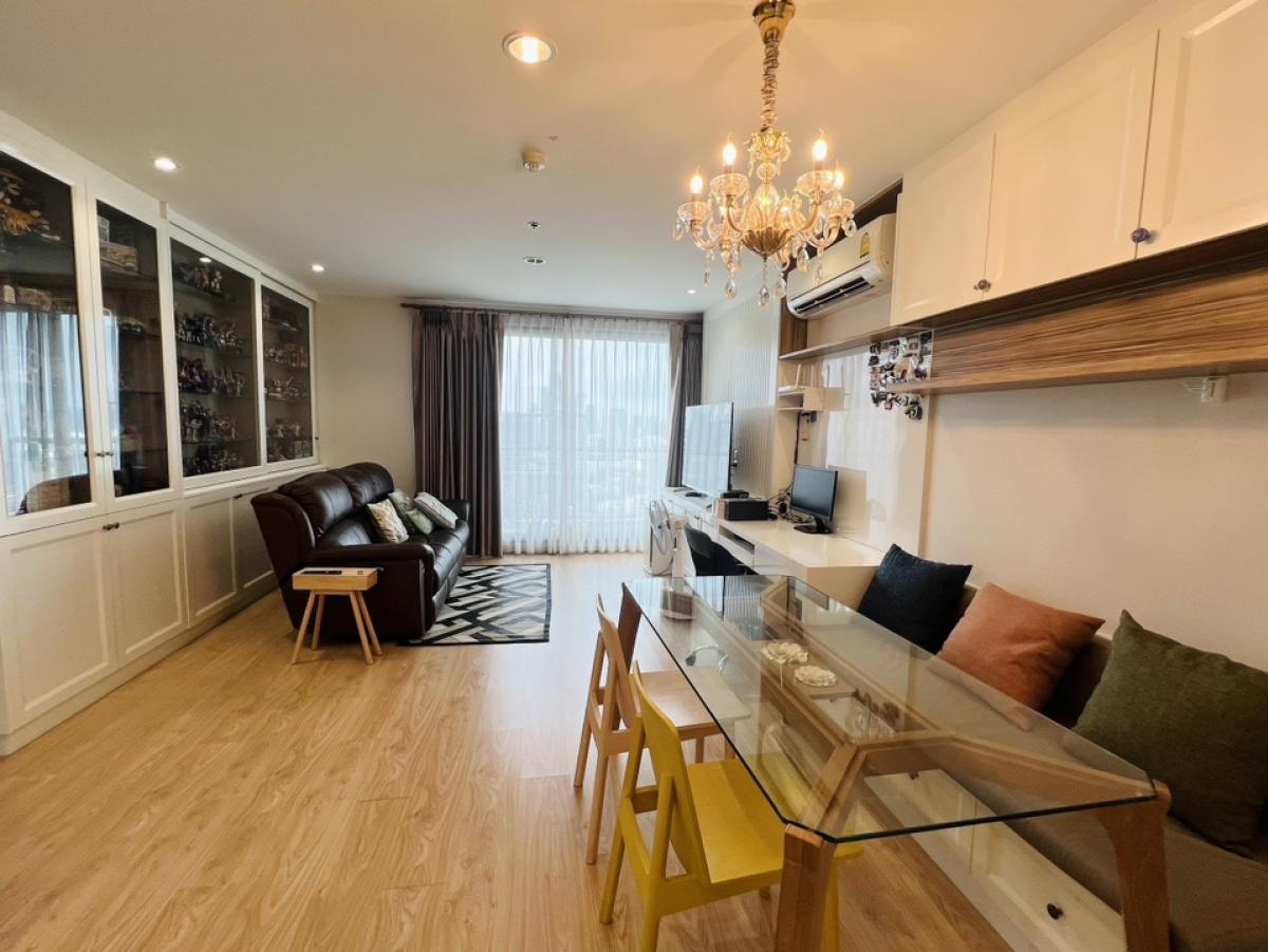 For SaleCondoSukhumvit, Asoke, Thonglor : 📢👇Corner unit at  Rhythm Sukhumvit 42,affordable and worth price for living or investing as located in good area and only few steps to BTS