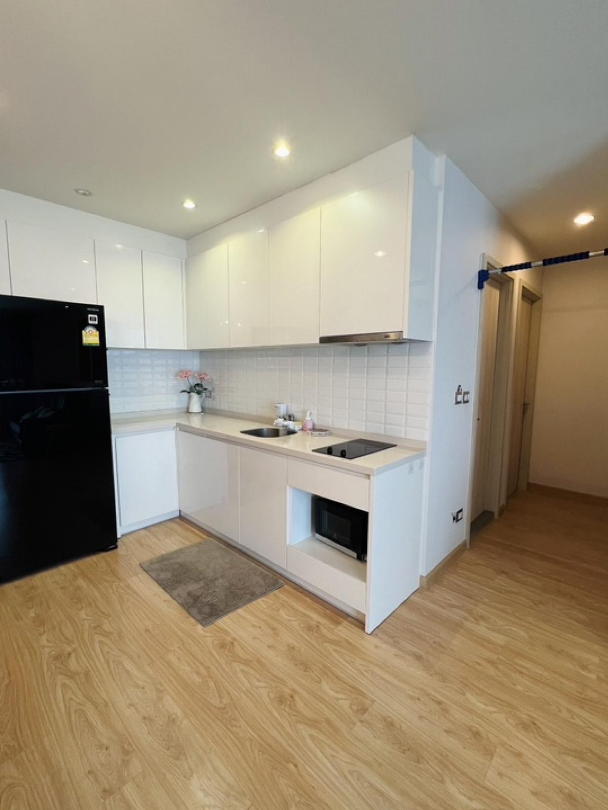 For SaleCondoSukhumvit, Asoke, Thonglor : 📢👇Corner unit at  Rhythm Sukhumvit 42,affordable and worth price for living or investing as located in good area and only few steps to BTS