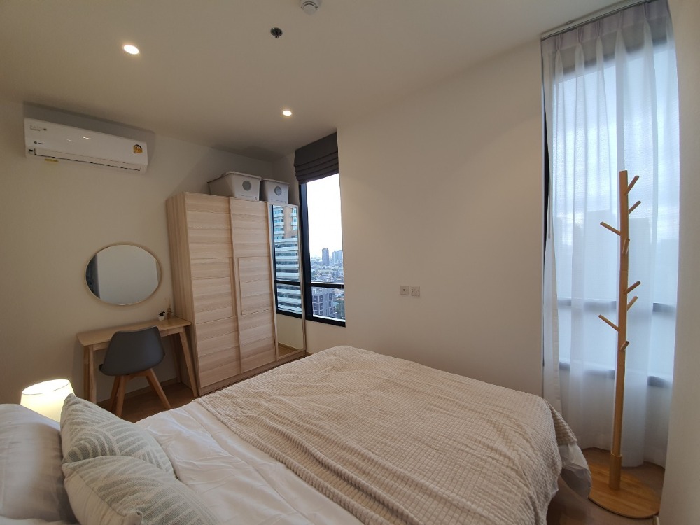 ให้เช่าคอนโดสุขุมวิท อโศก ทองหล่อ : Maru Ekkamai pet friendly two bedroom for rent