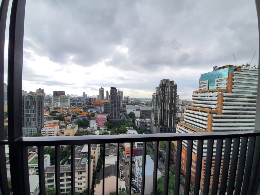 ให้เช่าคอนโดสุขุมวิท อโศก ทองหล่อ : Maru Ekkamai pet friendly two bedroom for rent