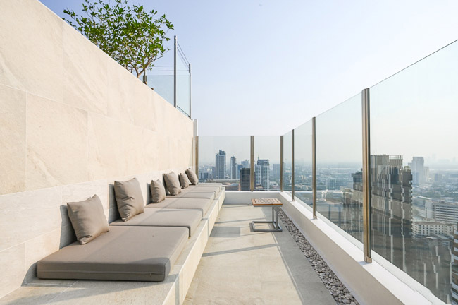 ให้เช่าคอนโดสุขุมวิท อโศก ทองหล่อ : Maru Ekkamai pet friendly two bedroom for rent