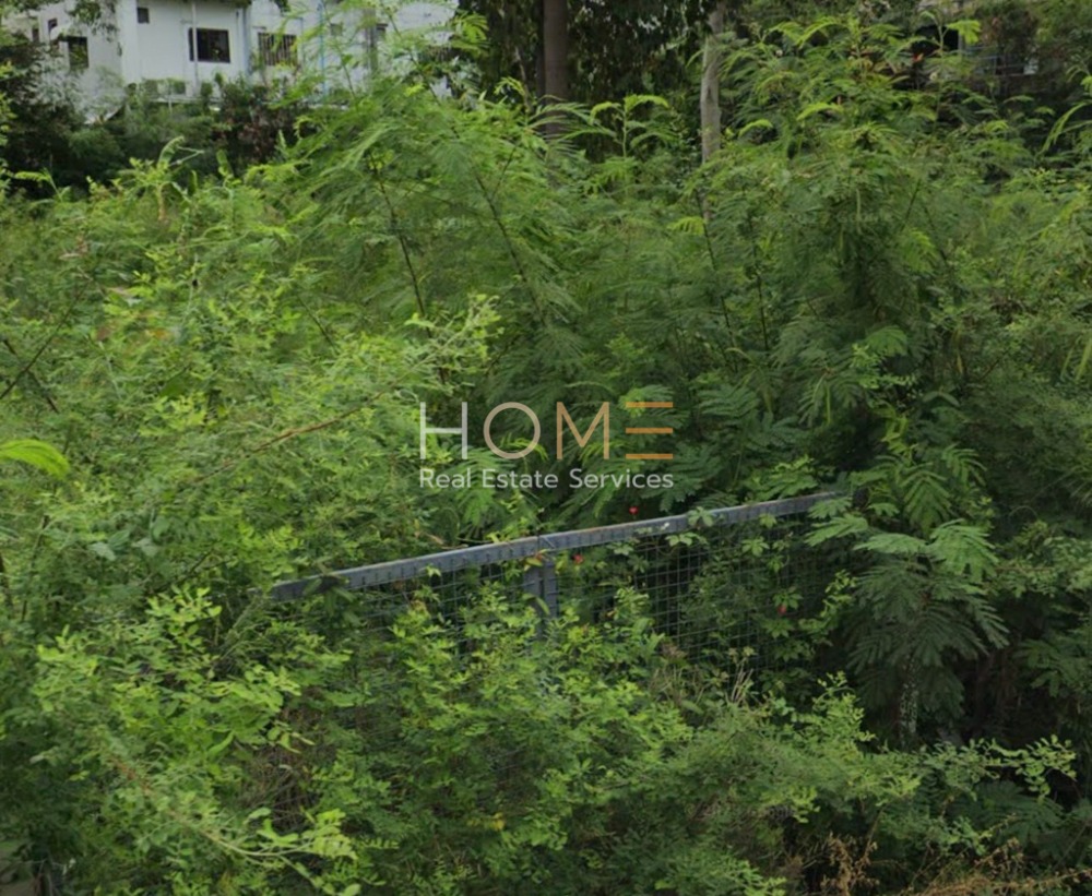For SaleLandPattaya, Bangsaen, Chonburi : Land Pratumnak Soi 5 / (SALE) NEWC228