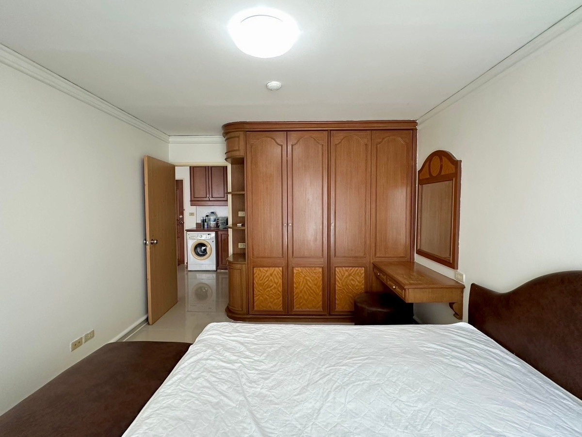 For SaleCondoSilom, Saladaeng, Bangrak : for Sale 1 Bed for 4.95m Baht..!!! at ✨ Silom Suite ✨ Close to BTS Saint Louis [SHN00314]