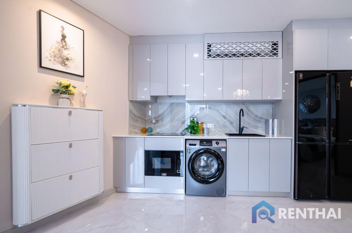 ขายคอนโดพัทยา บางแสน ชลบุรี สัตหีบ : ราคาพรีเซลล์! คอนโดหรู 2 ห้องนอนพร้อมวิวทะเลจอมเทียน