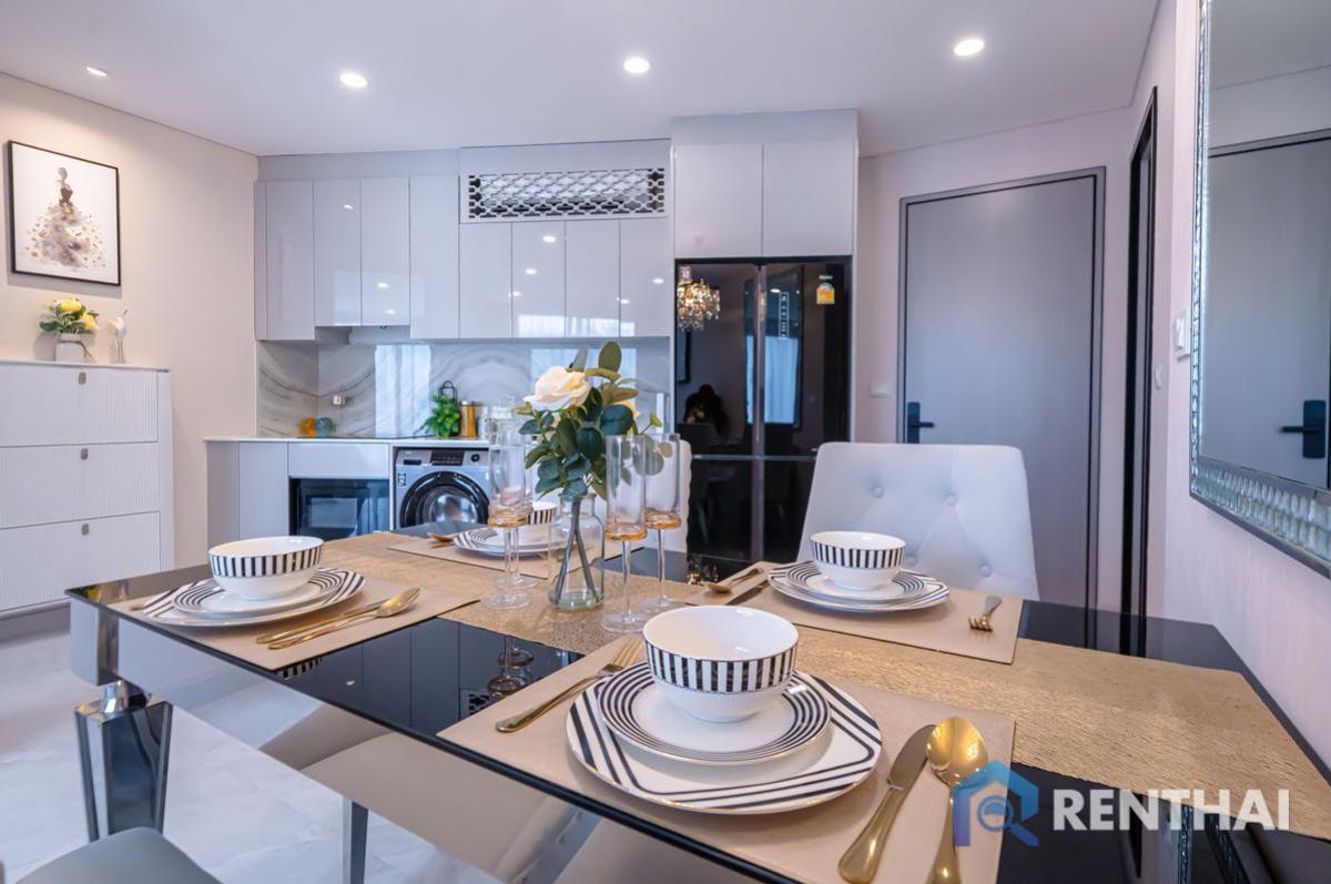 ขายคอนโดพัทยา บางแสน ชลบุรี สัตหีบ : ราคาพรีเซลล์! คอนโดหรู 2 ห้องนอนพร้อมวิวทะเลจอมเทียน