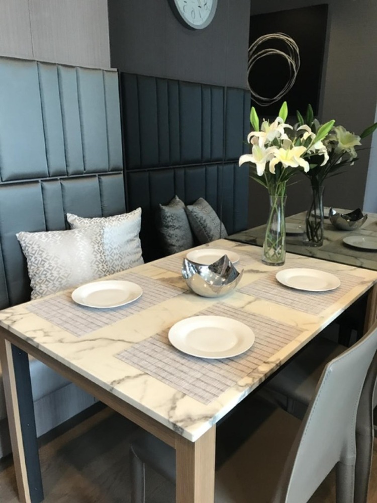 For RentCondoSathorn, Narathiwat : For rent ✨ The Diplomat Sathorn ✨ complete furniture and electrical appliances, near BTS Surasak.