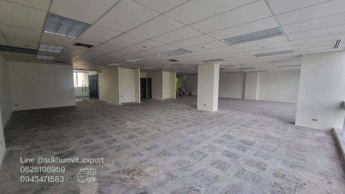 ให้เช่าสำนักงานสุขุมวิท อโศก ทองหล่อ : ทองหล่อ ให้เช่าออฟฟิศโลเคชั่นดี 223 ตารางเมตร เป็นระบบแอร์แยก มีห้องน้ำในตัว เหมาะเปิดกิจการโรงเรียนสอนพิเศษ คลินิก