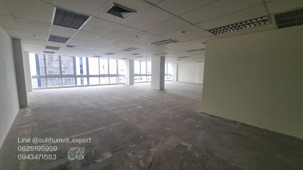 ให้เช่าสำนักงานสุขุมวิท อโศก ทองหล่อ : ทองหล่อ ให้เช่าออฟฟิศโลเคชั่นดี 223 ตารางเมตร เป็นระบบแอร์แยก มีห้องน้ำในตัว เหมาะเปิดกิจการโรงเรียนสอนพิเศษ คลินิก