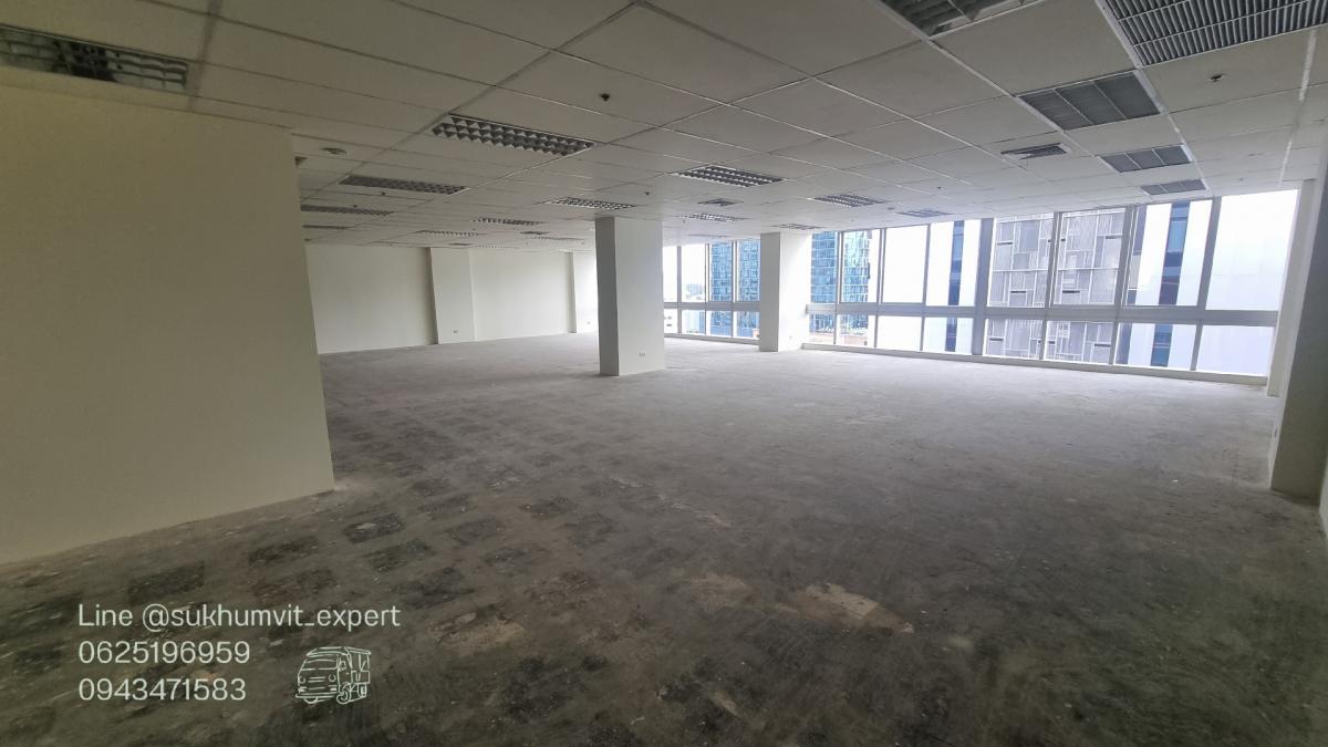 ให้เช่าสำนักงานสุขุมวิท อโศก ทองหล่อ : ทองหล่อ ให้เช่าออฟฟิศโลเคชั่นดี 223 ตารางเมตร เป็นระบบแอร์แยก มีห้องน้ำในตัว เหมาะเปิดกิจการโรงเรียนสอนพิเศษ คลินิก