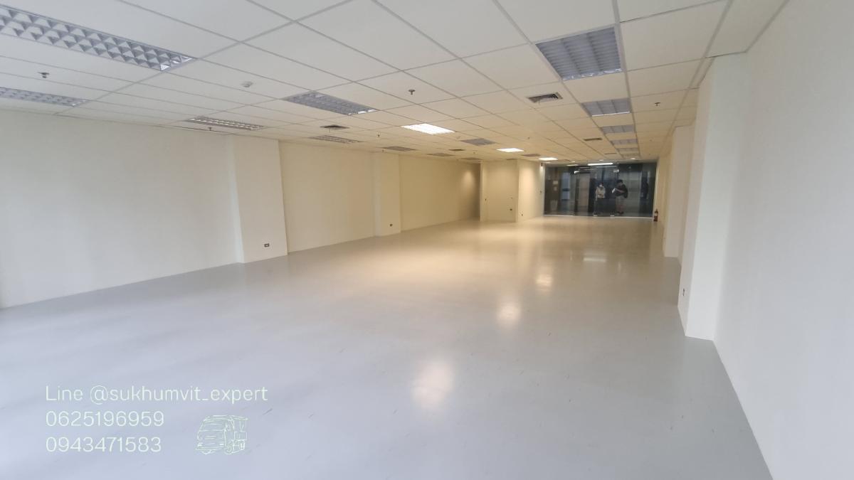ให้เช่าสำนักงานสุขุมวิท อโศก ทองหล่อ : ทองหล่อ ให้เช่าออฟฟิศโลเคชั่นดี 149.40 ตารางเมตร เป็นระบบแอร์แยก มีห้องน้ำในตัว 2 ห้อง เหมาะเปิดกิจการโรงเรียนสอนพิเศษ คลินิก