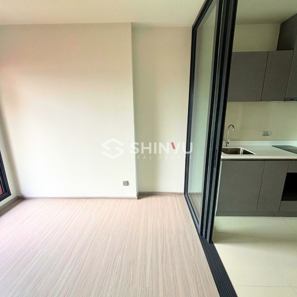 For SaleCondoRama9, Petchburi, RCA : Top floor close to swimming pool for Sale 1 Bed for 5.75m Baht..!!! at ✨ Life Asoke Hype✨ near Phetchaburi and Rama 9 Road. [SHN00305]