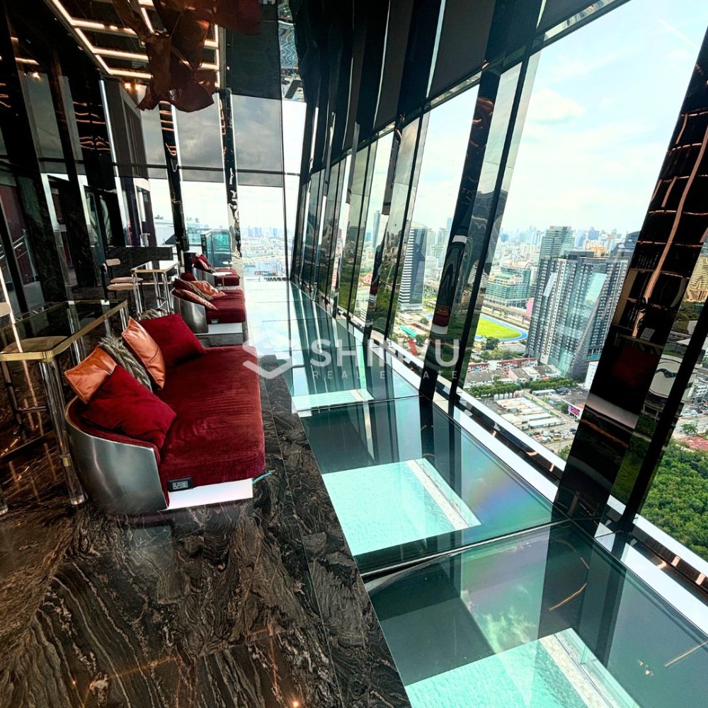 For SaleCondoRama9, Petchburi, RCA : Top floor close to swimming pool for Sale 1 Bed for 5.75m Baht..!!! at ✨ Life Asoke Hype✨ near Phetchaburi and Rama 9 Road. [SHN00305]