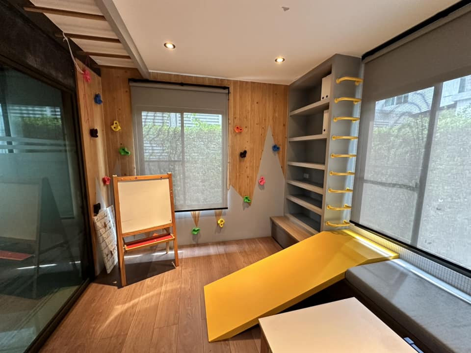 For RentHouseBangna, Bearing, Lasalle : P-2593 Urgent for rent! Mandhana Bangna Km 7, beautiful house, fully furnished, ready to move in, good location, convenient transportation