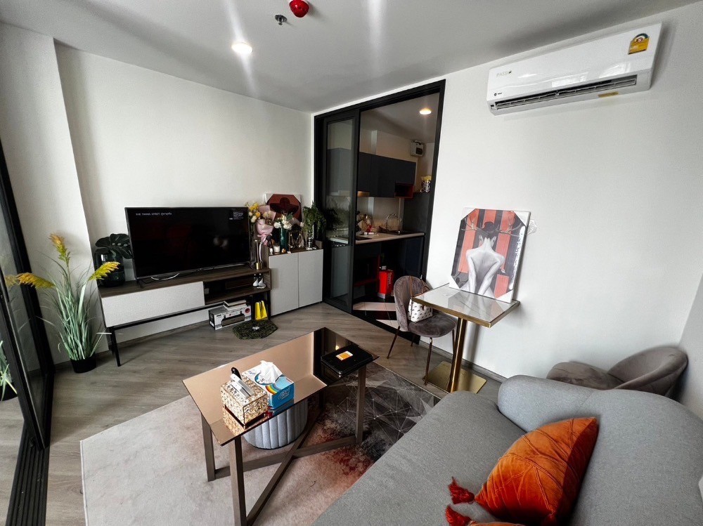 ขายคอนโดวิภาวดี ดอนเมือง หลักสี่ : S-TBSM101 ขาย คอนโด เดอะ เบส สะพานใหม่ ชั้น12 วิวเมือง 34.34ตรม. 1นอน 1น้ำ 3.3 ล้าน 064-959-8900